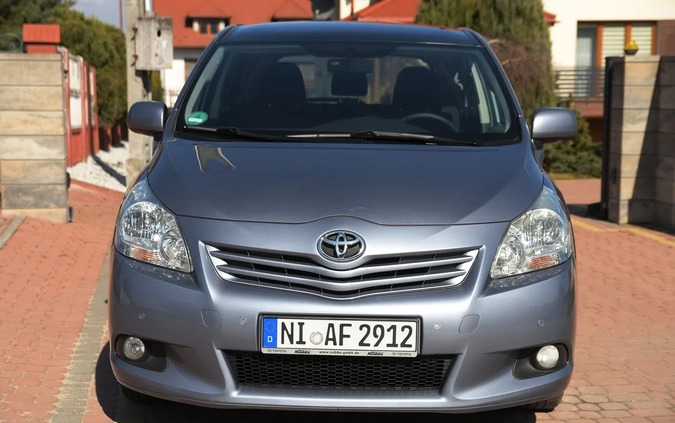 Toyota Verso cena 36500 przebieg: 155000, rok produkcji 2010 z Sulechów małe 667